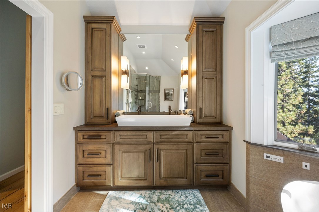 120 State Route 28 3