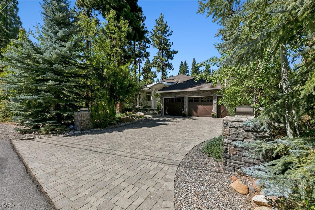 996 4th Green Drive