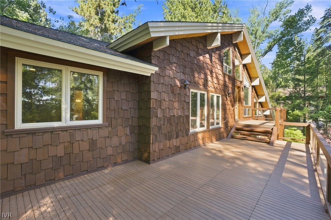 854 Lakeshore Boulevard