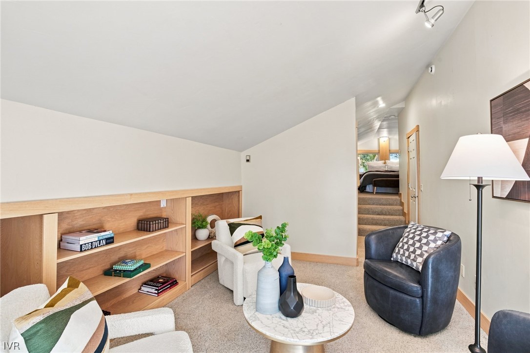 854 Lakeshore Boulevard