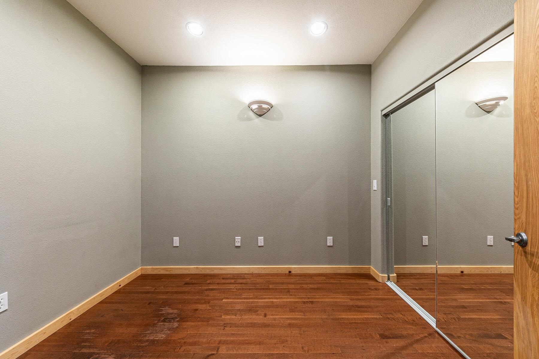11431 Northwoods Boulevard Unit: 2