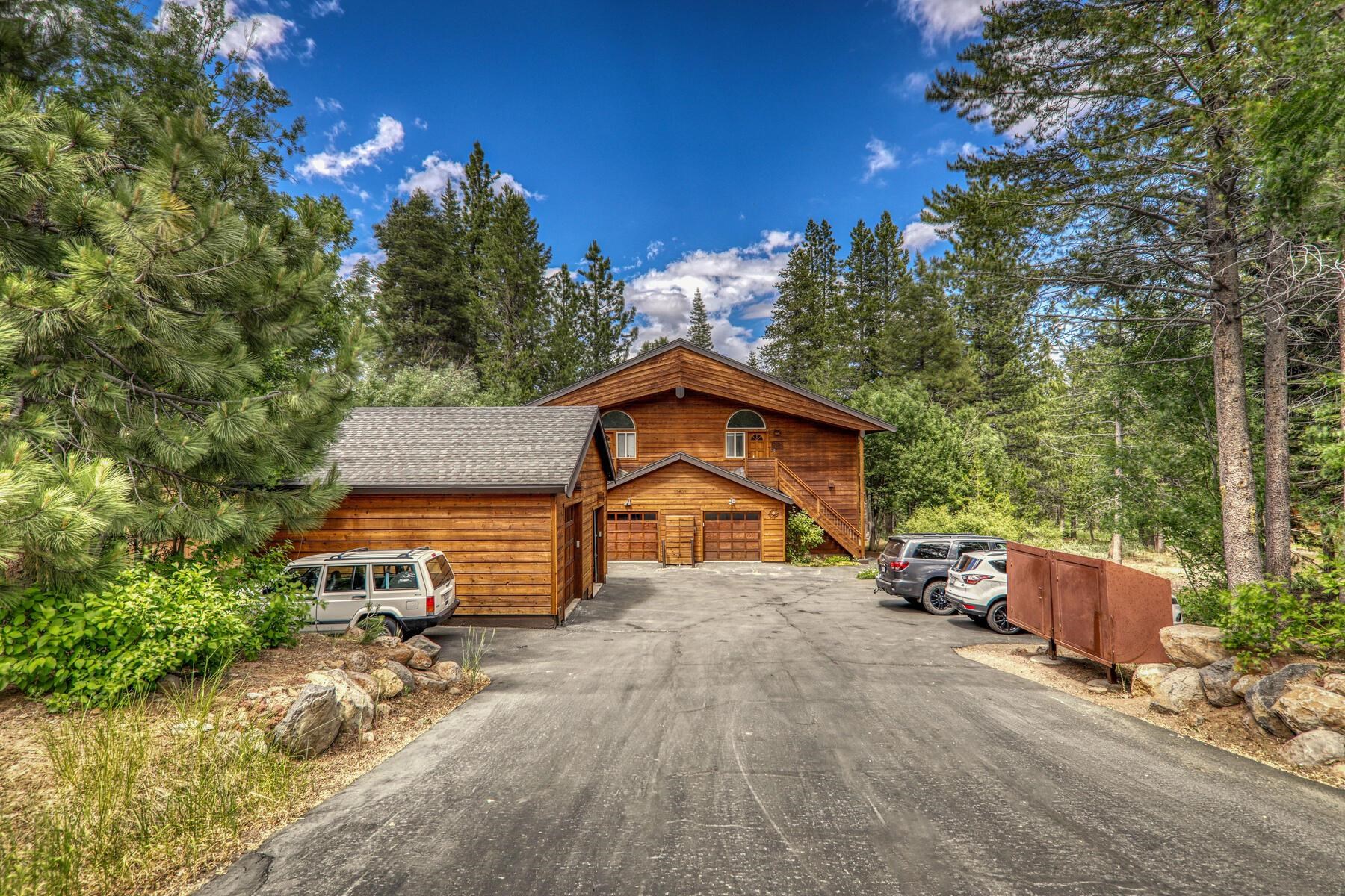 11431 Northwoods Boulevard Unit: 2