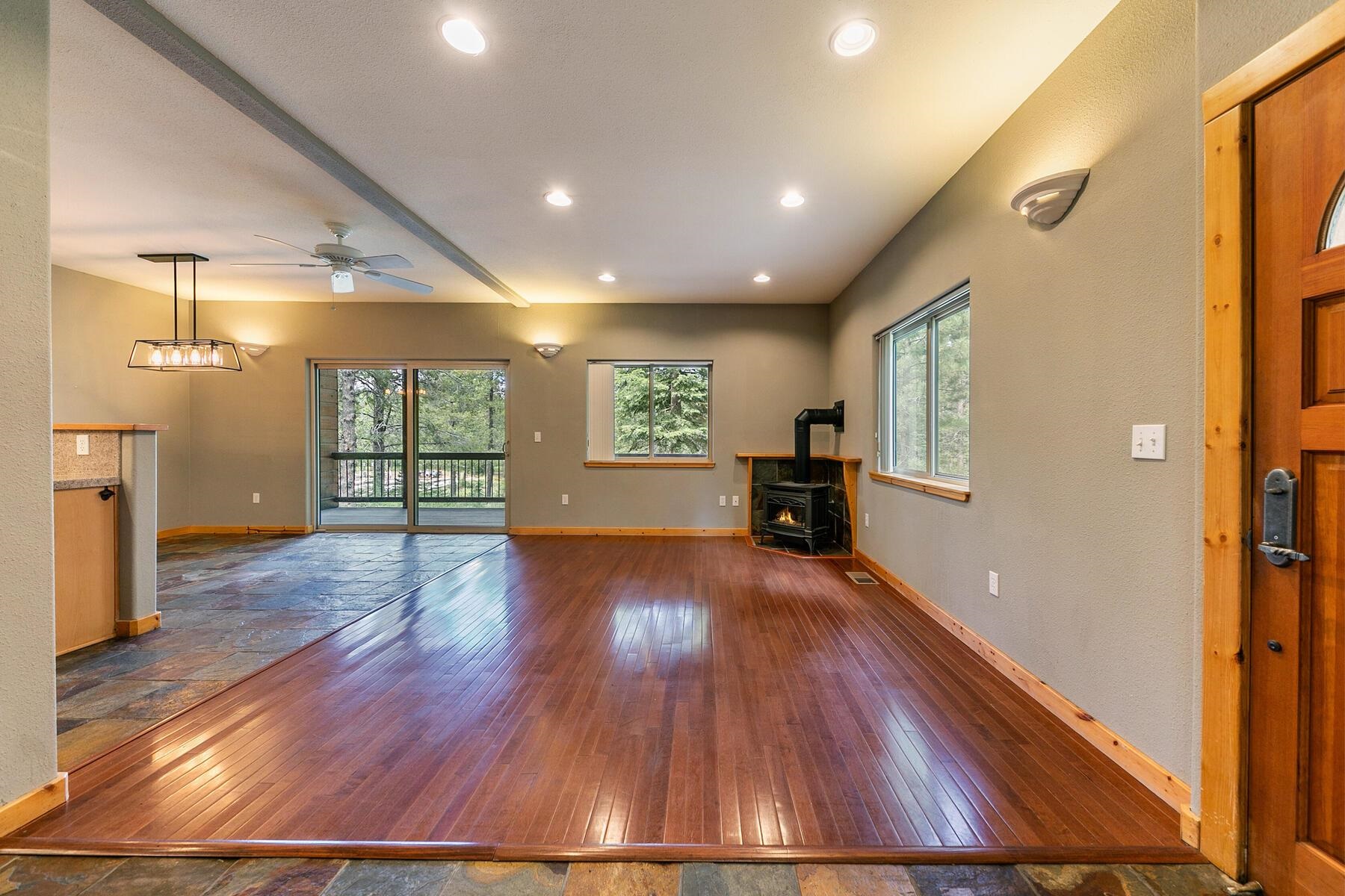 11431 Northwoods Boulevard Unit: 2