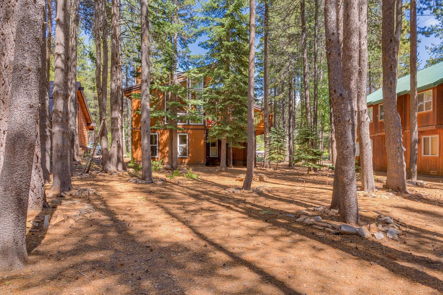 12182 Oslo Drive
