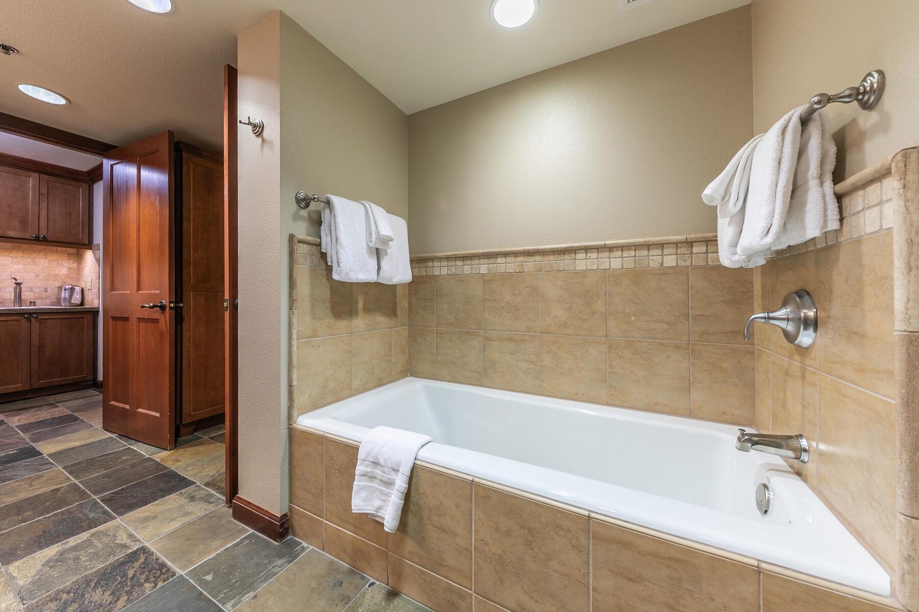 400 Resort Road Unit: 709 + 711