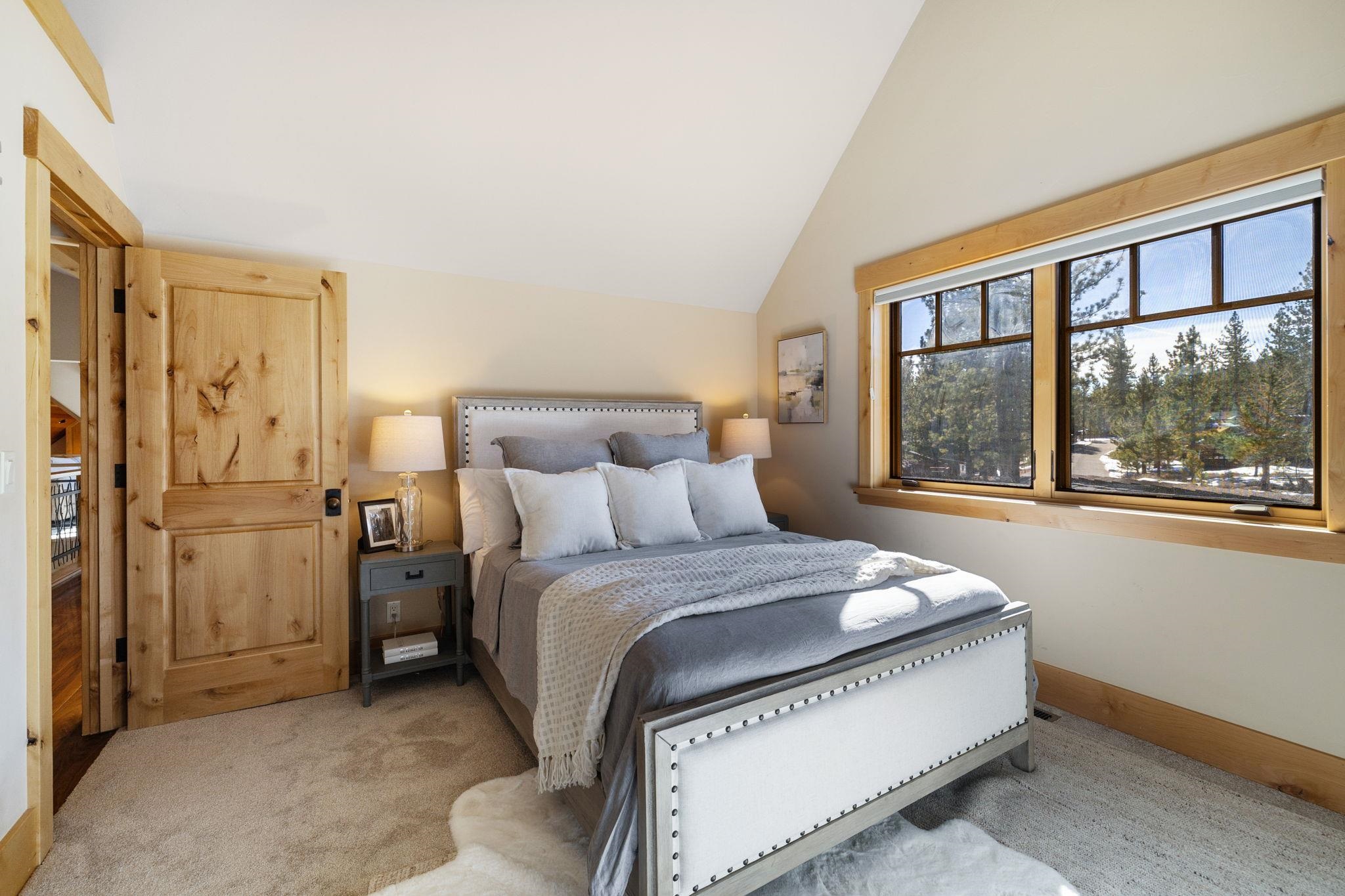 9353 Heartwood Drive