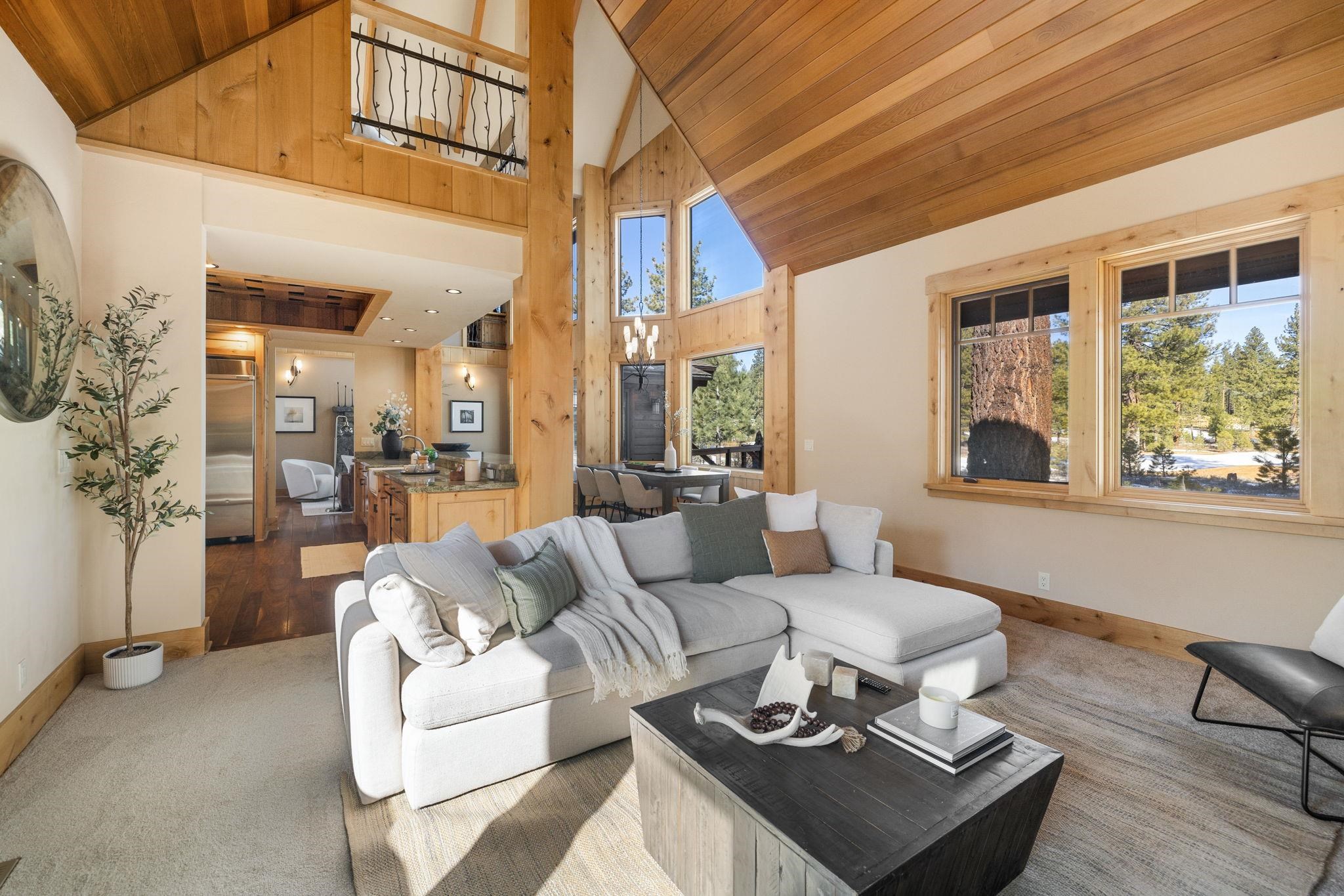 9353 Heartwood Drive