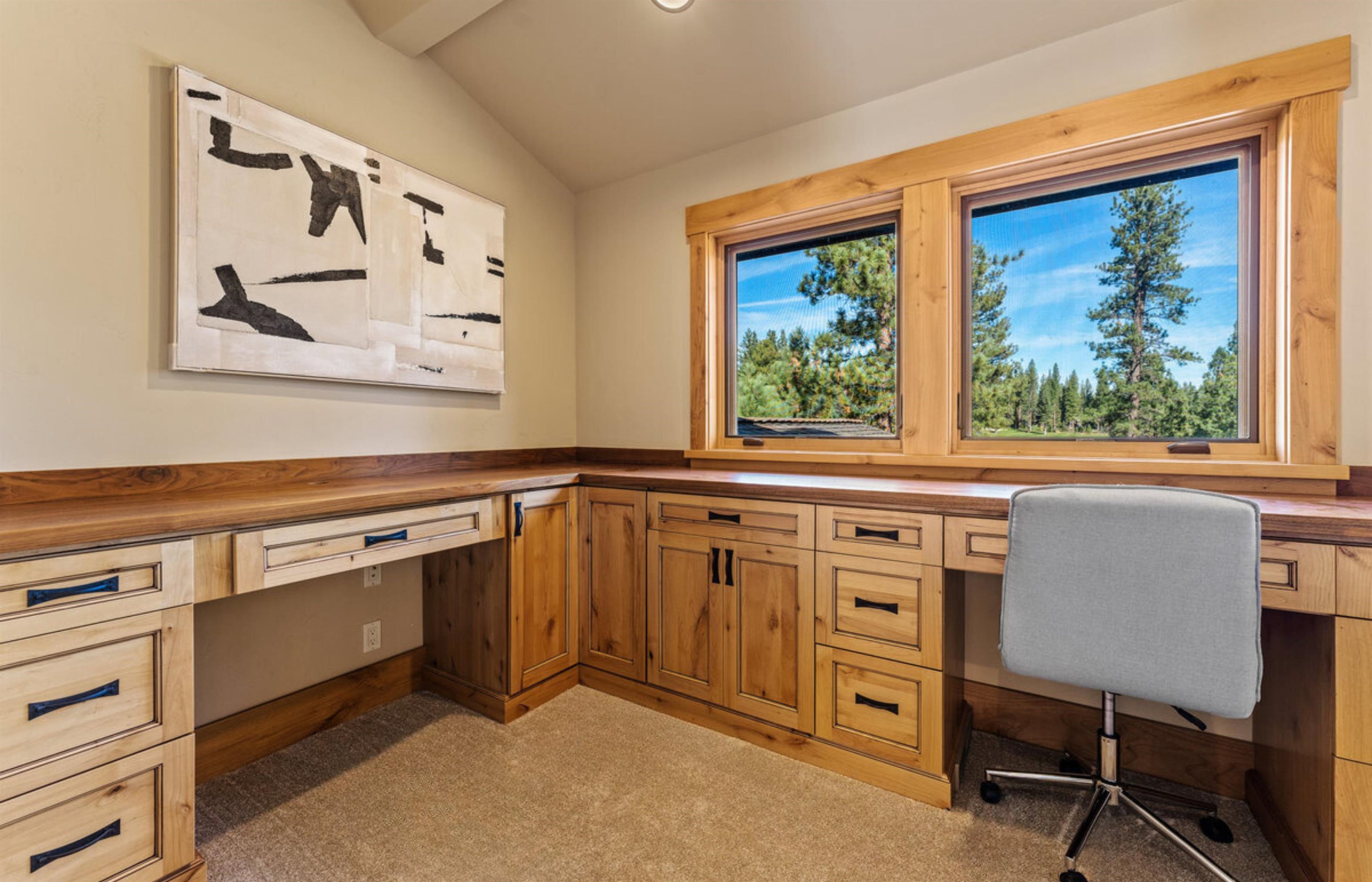 9353 Heartwood Drive