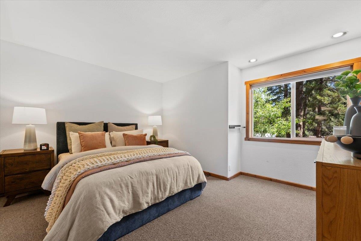 12480 Rainbow Drive