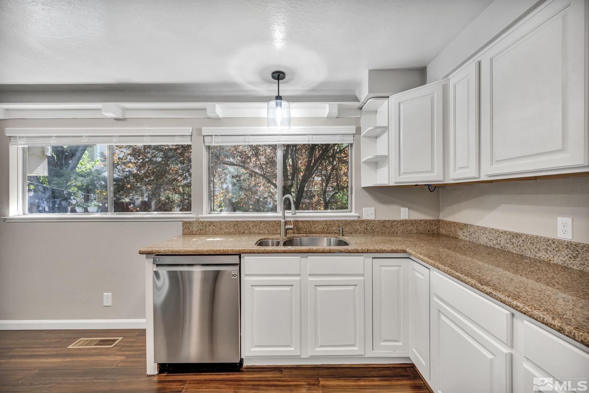 4341 Rio Poco Road