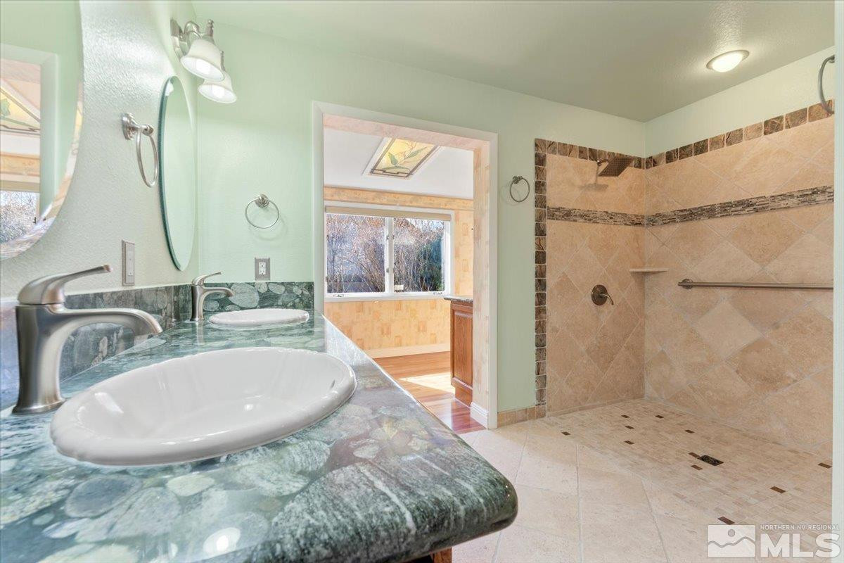 415 Old Washoe Circle