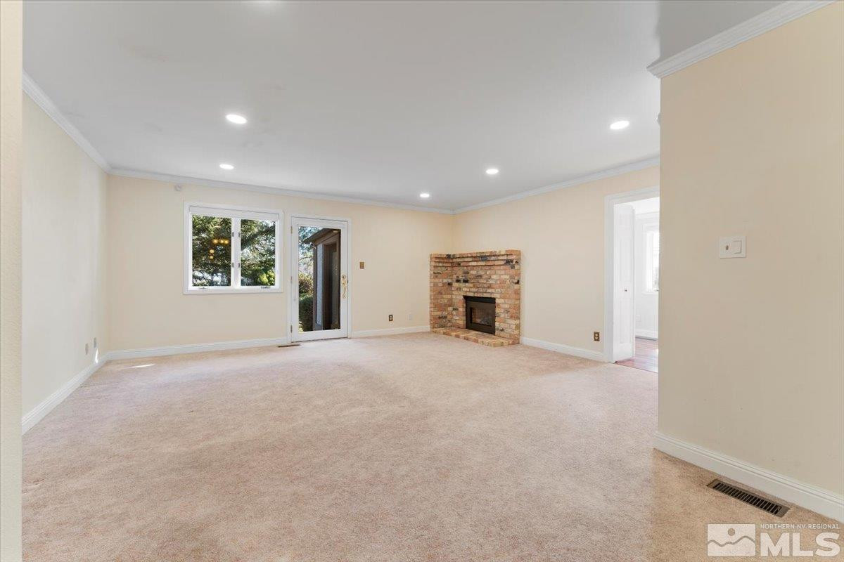 415 Old Washoe Circle