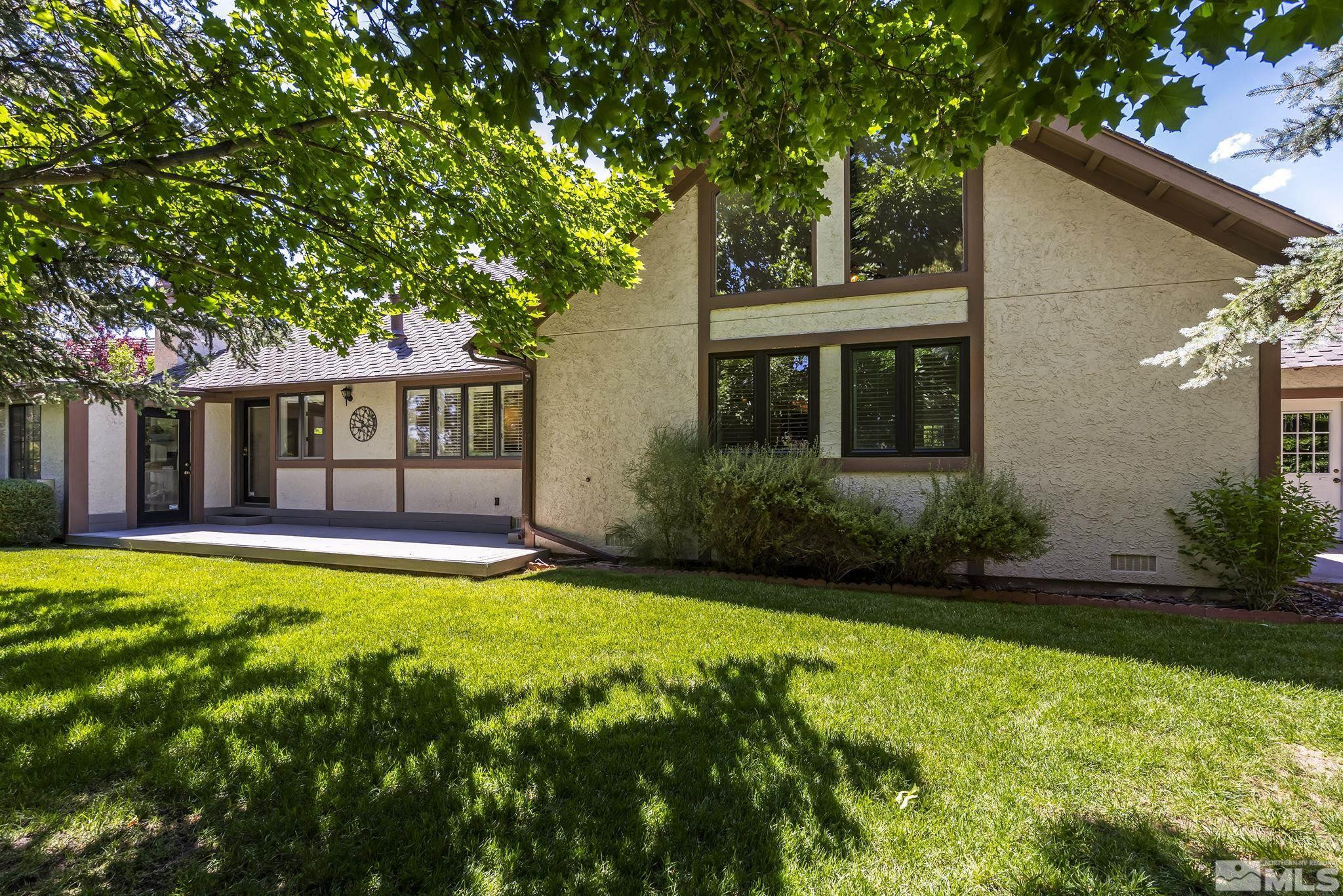 415 Old Washoe Circle