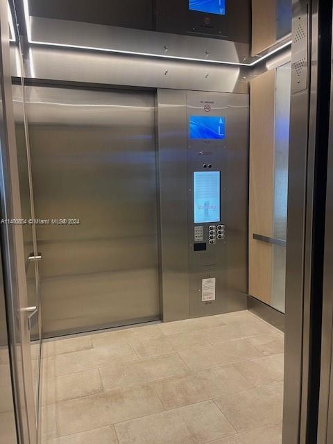 6767 Collins Ave # 909
