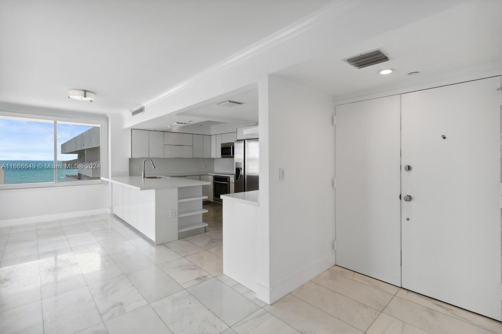 199 Ocean Lane Dr # 1208