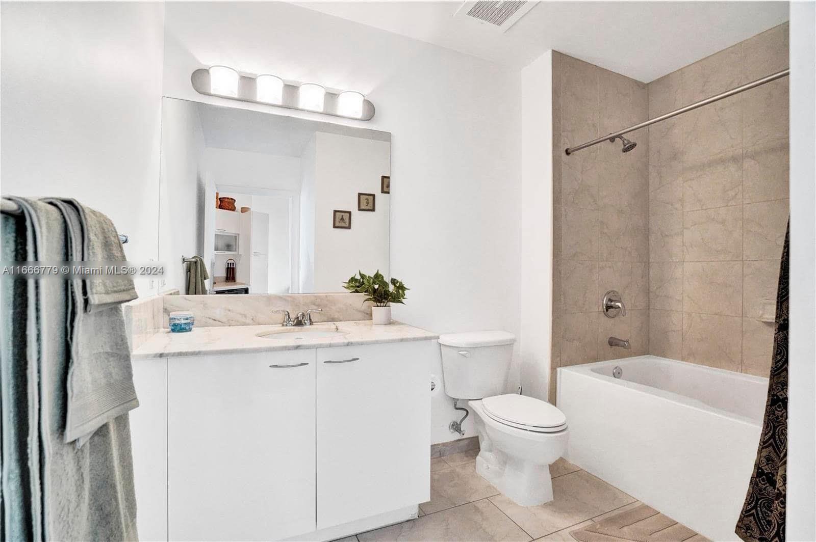 133 NE 2nd Ave # 2217