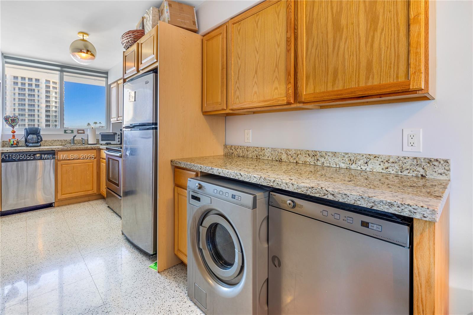 524 Orton Ave # 603