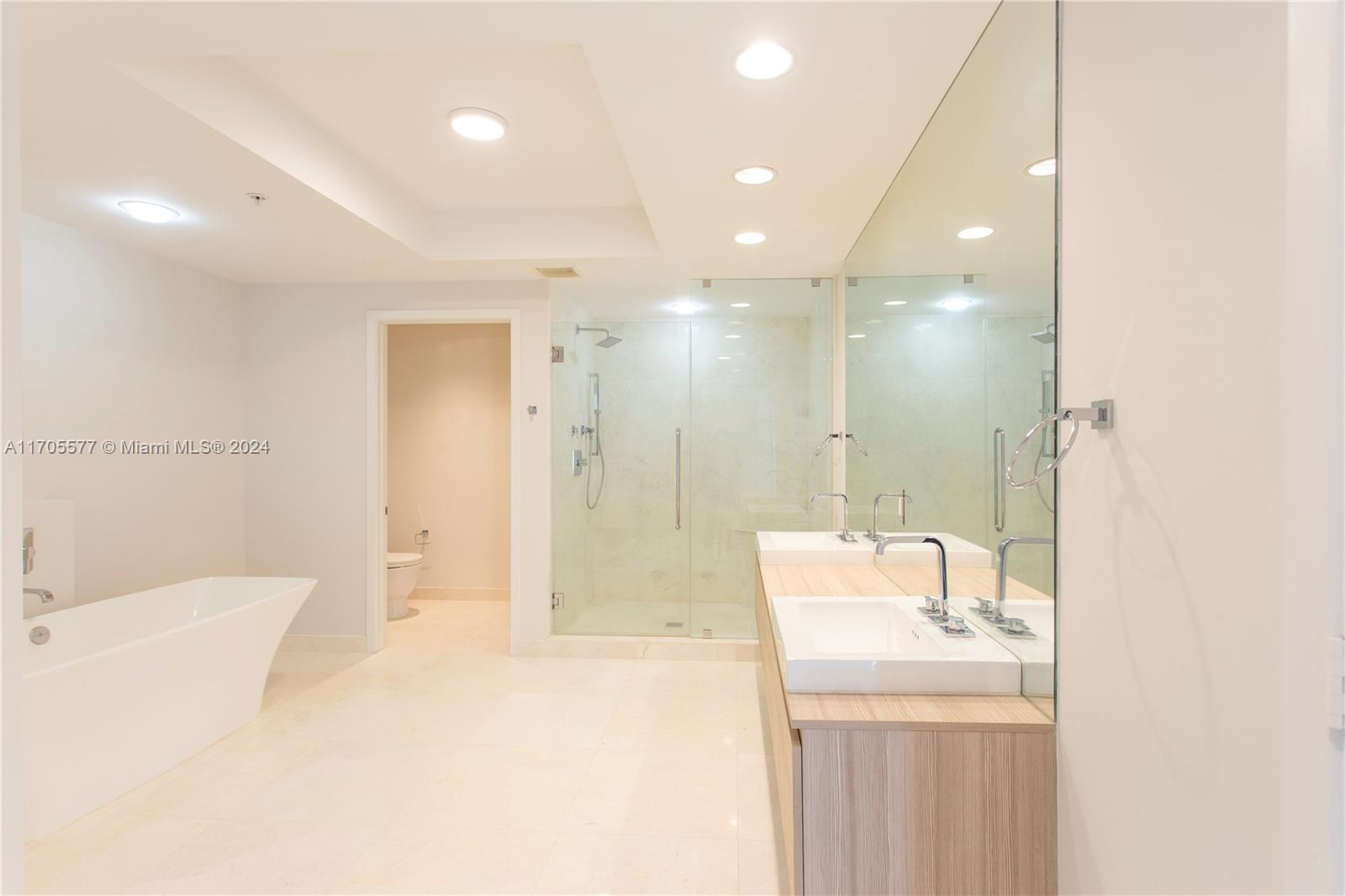 17111 Biscayne Blvd # 1510