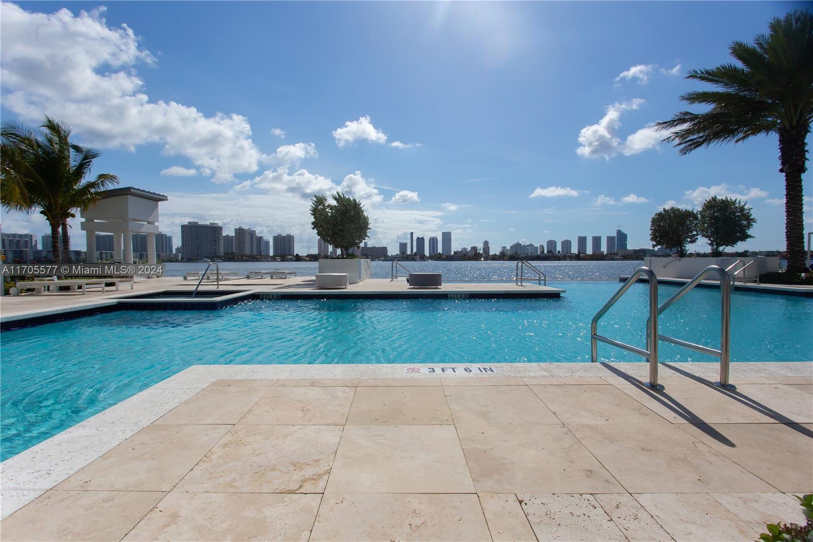 17111 Biscayne Blvd # 1510