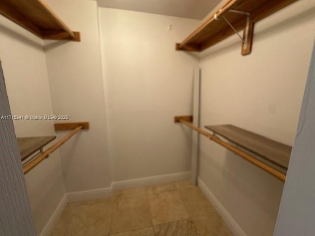 550 Ocean Dr # 3G