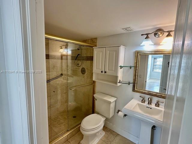 550 Ocean Dr # 3G