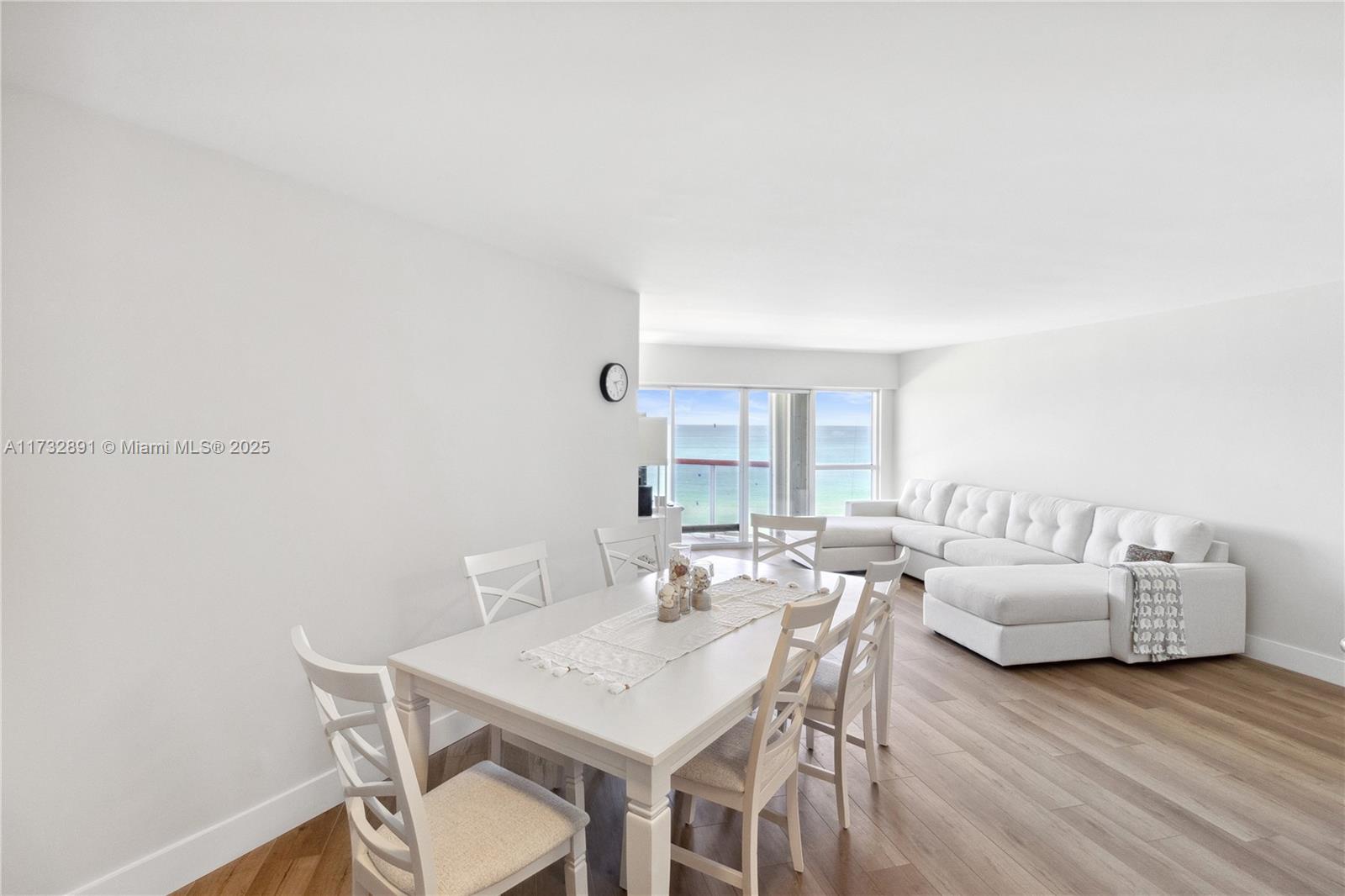 6767 Collins Ave # 909