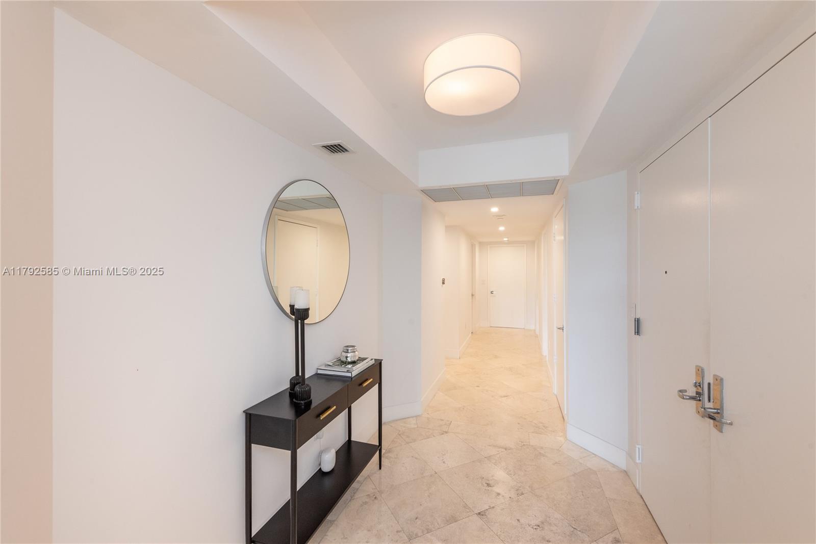 765 Crandon Blvd # 211