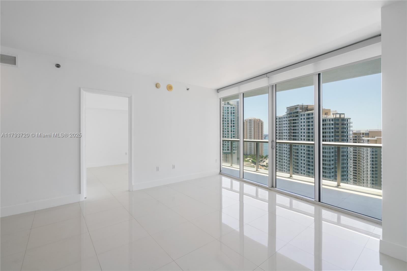 475 Brickell Ave # 2607