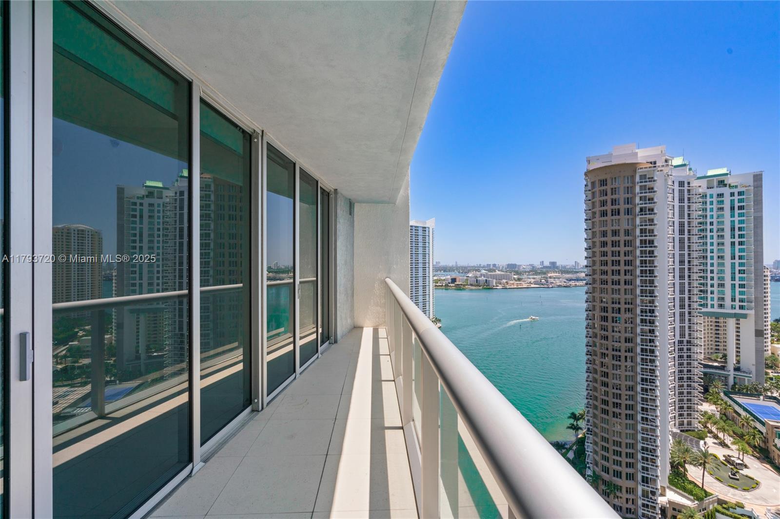 475 Brickell Ave # 2607