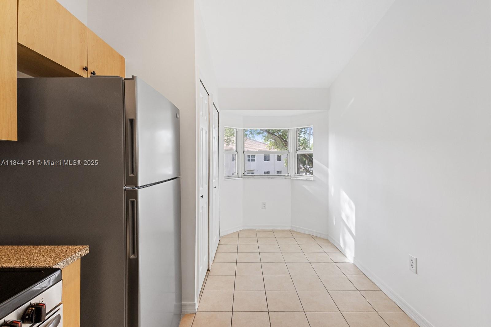 2921 SE 13th Ave # 48 Unit: 202-48
