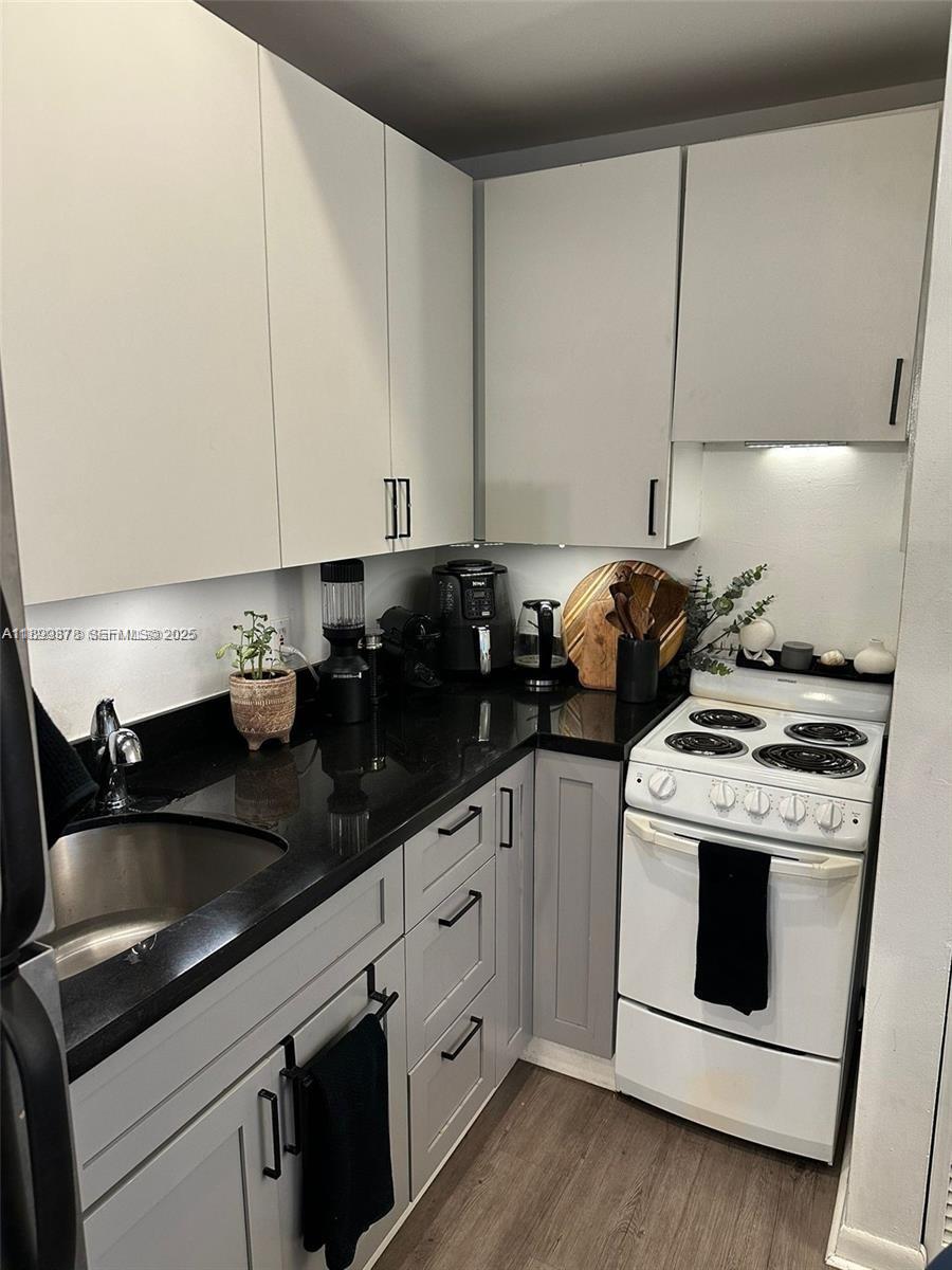 1244 Pennsylvania Ave # 103