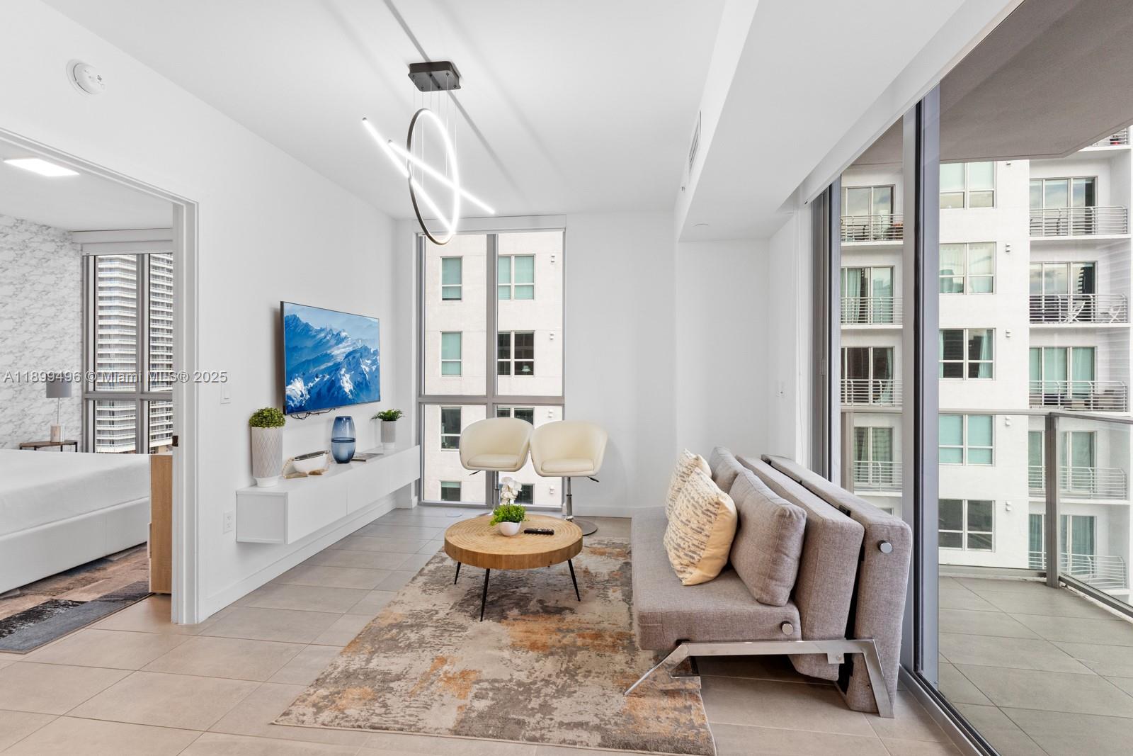 227 NE 2nd St # 2202