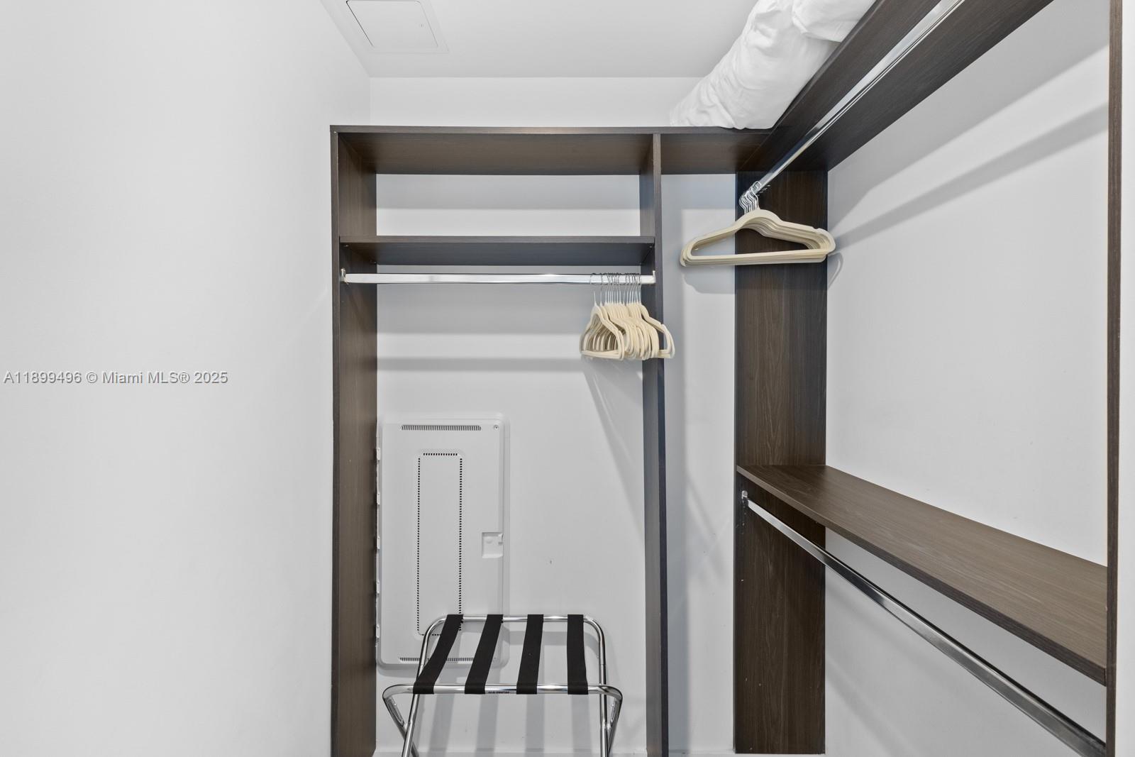 227 NE 2nd St # 2202