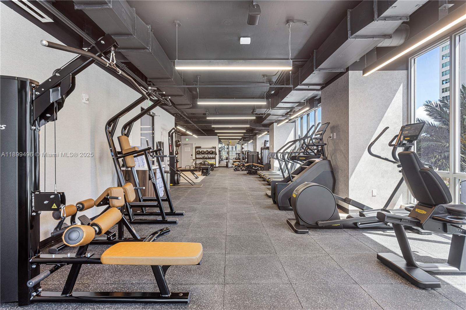 227 NE 2nd St # 2202