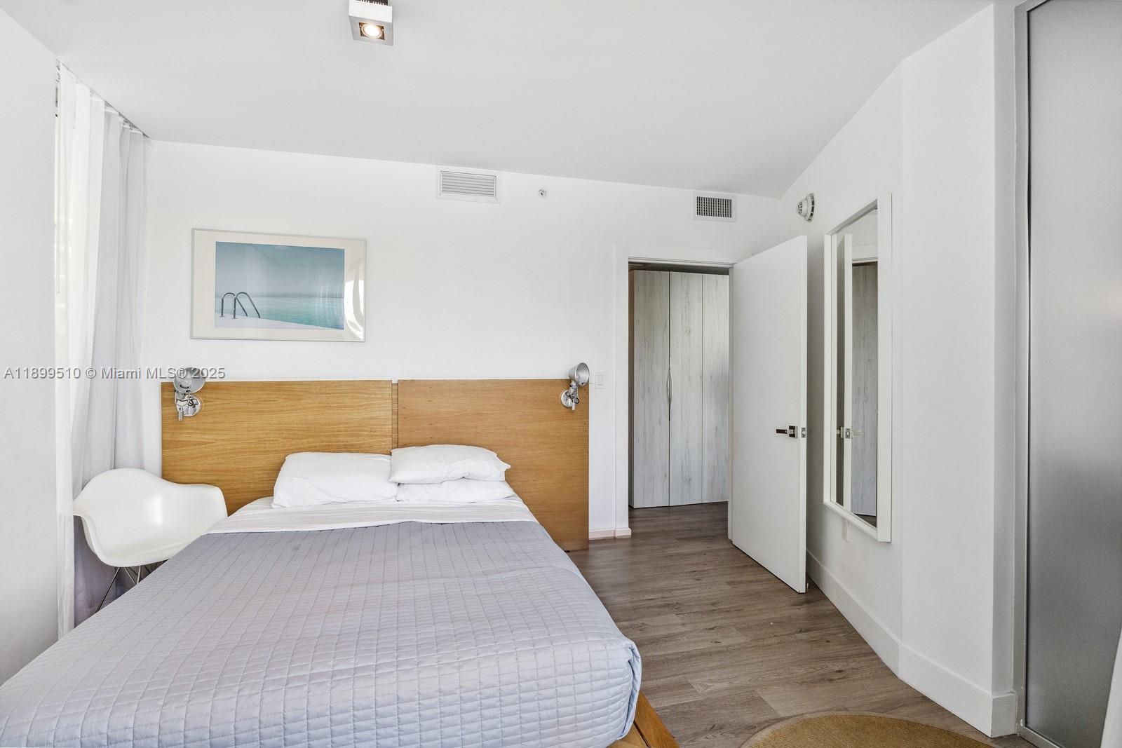 6080 Collins Ave # 302