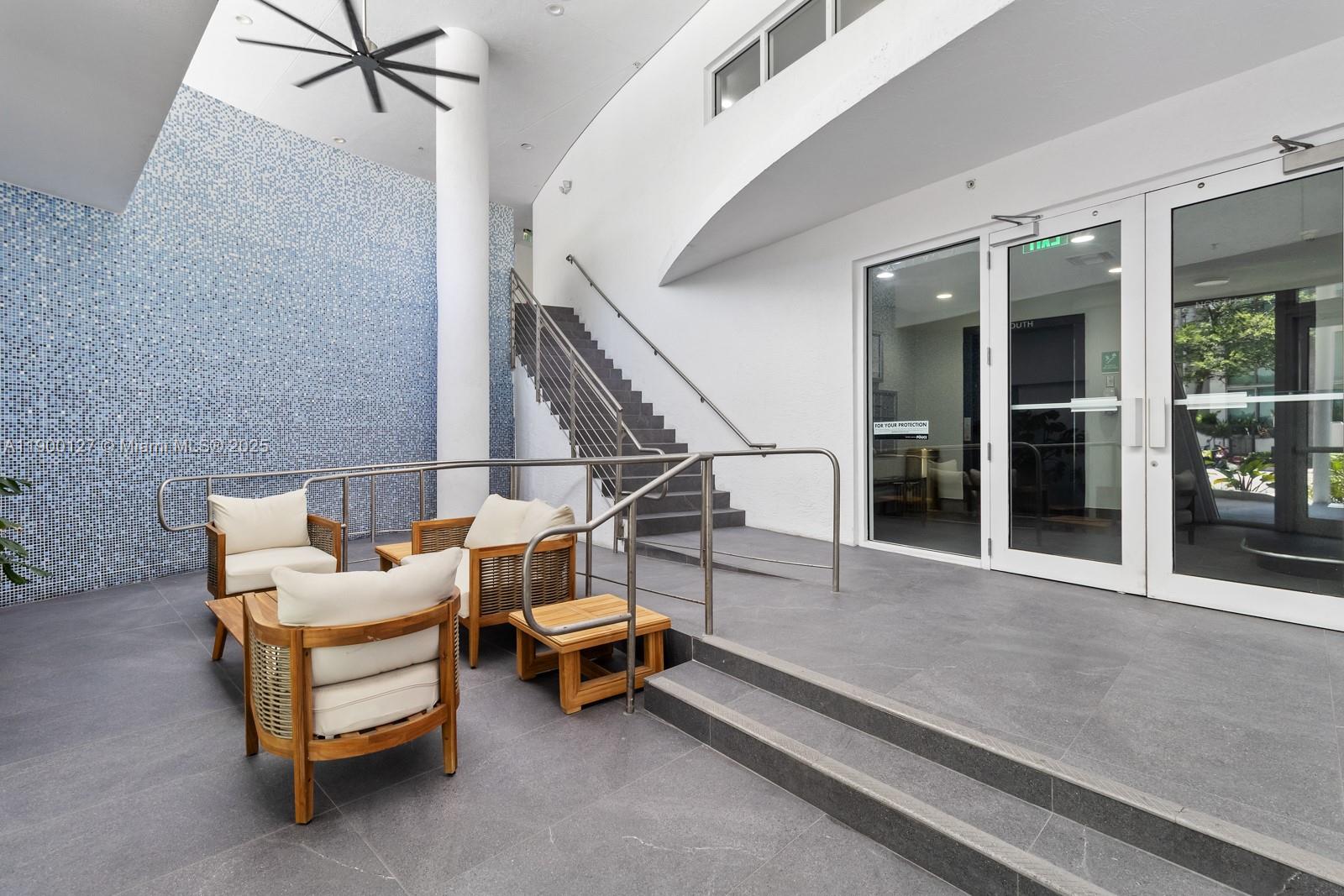 5970 Indian Creek Dr # 504