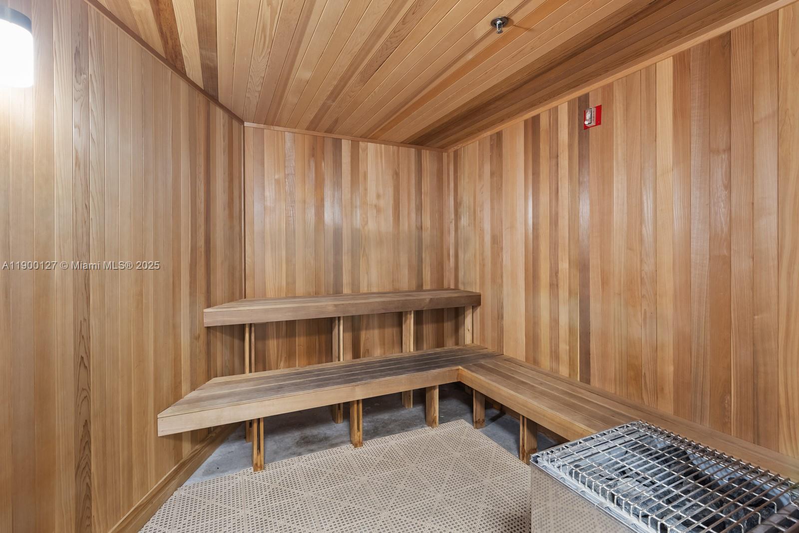 5970 Indian Creek Dr # 504