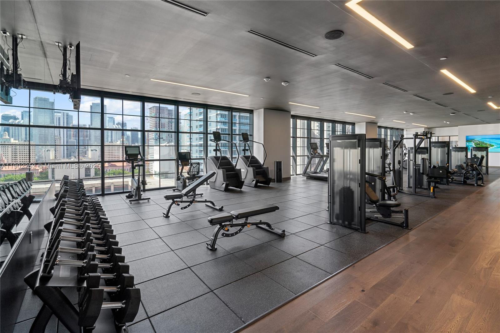 159 NE 6th St # 2405