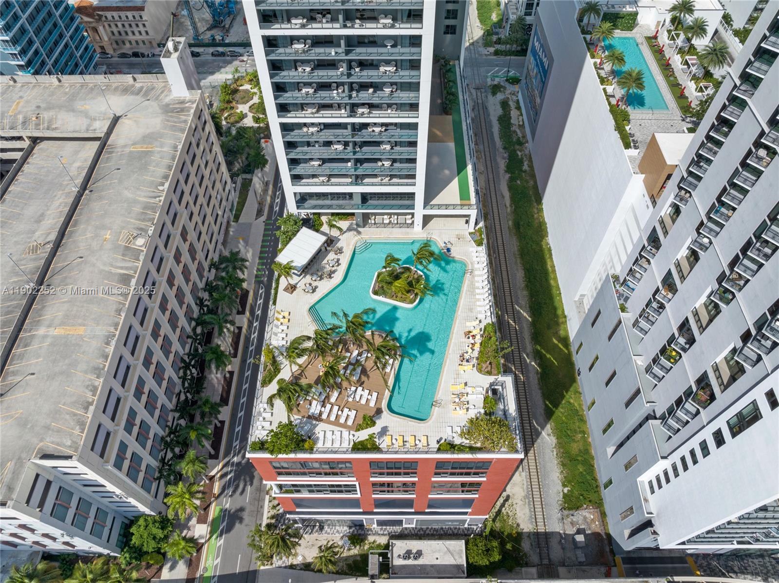 159 NE 6th St # 2405