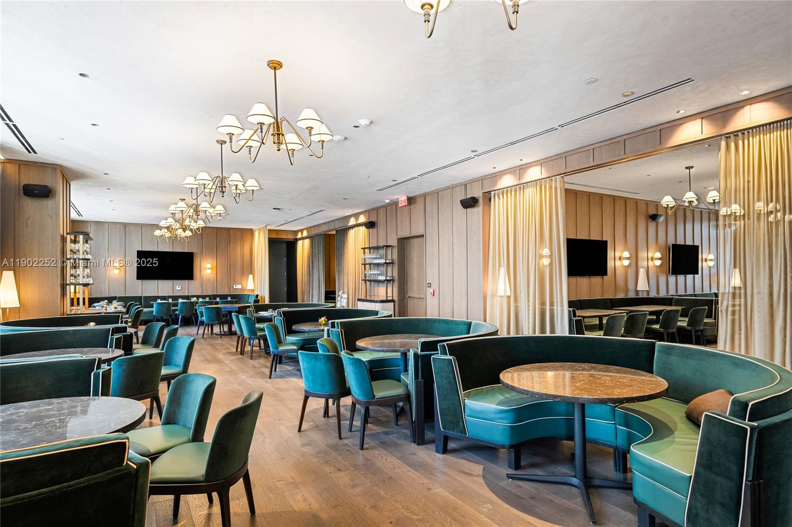 159 NE 6th St # 2405