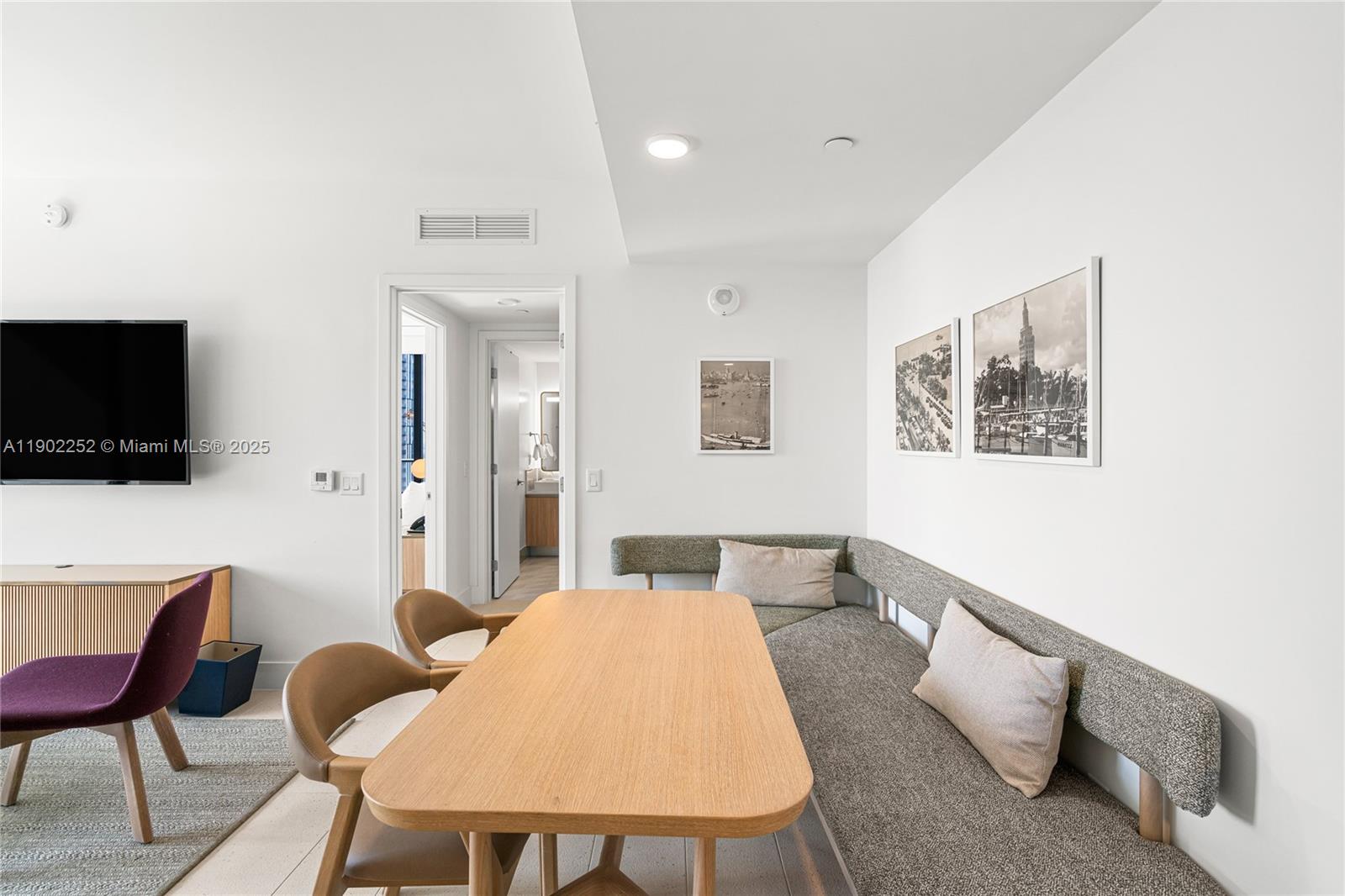 159 NE 6th St # 2405