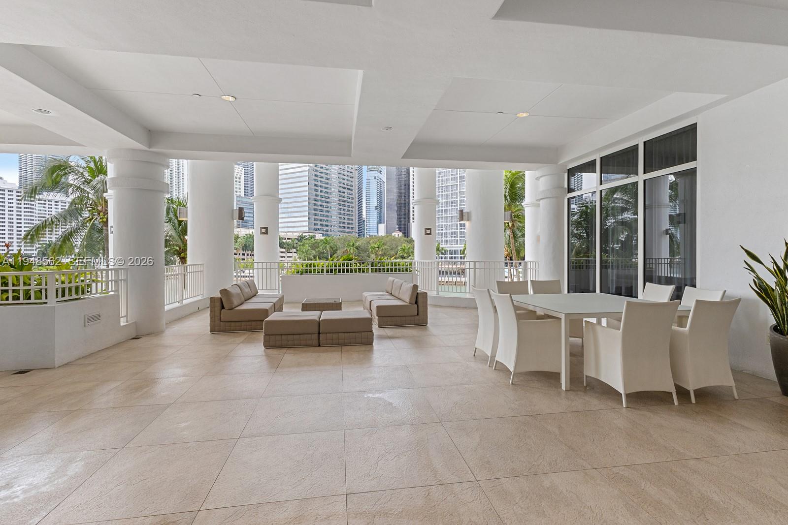801 Brickell Key Blvd # 1005