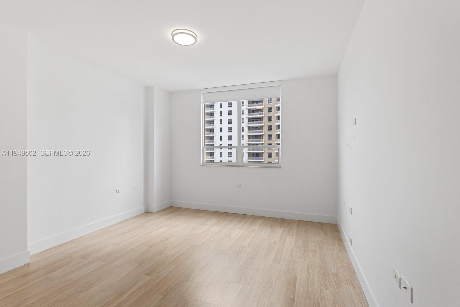 801 Brickell Key Blvd # 1005