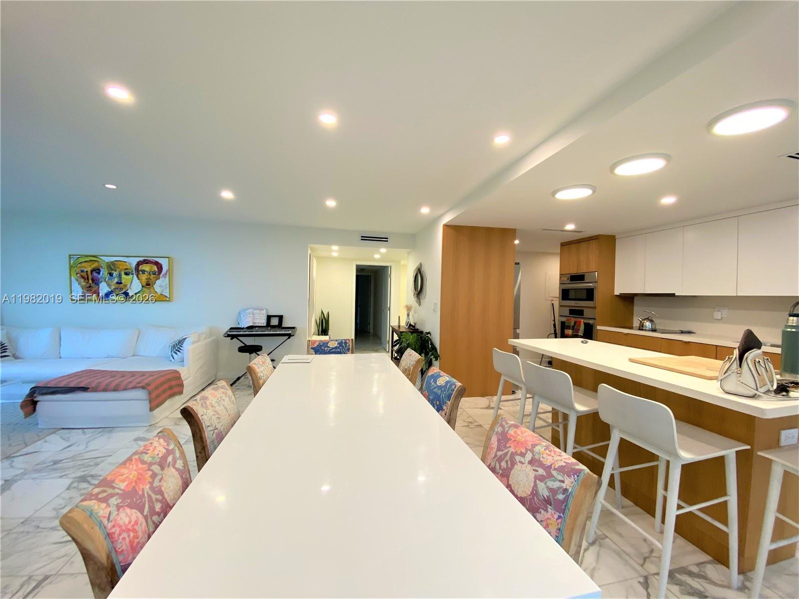 1121 Crandon Blvd # F907