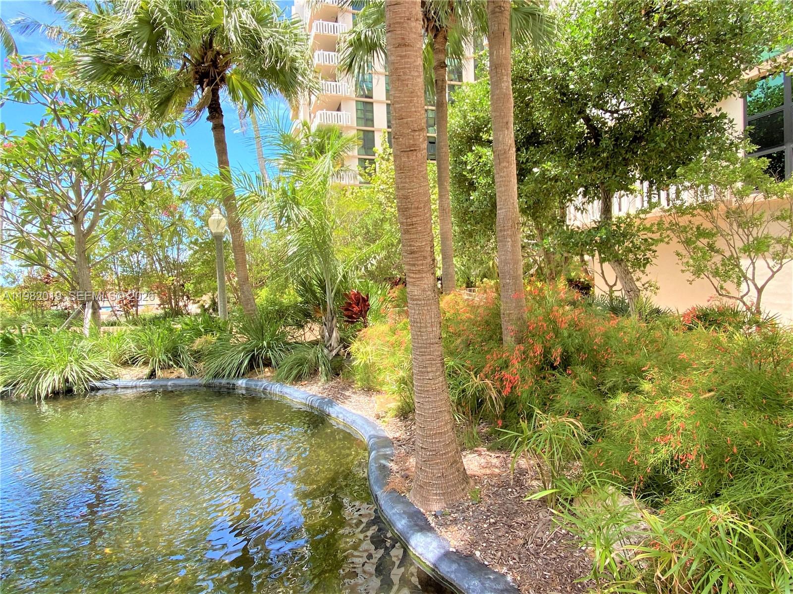 1121 Crandon Blvd # F907