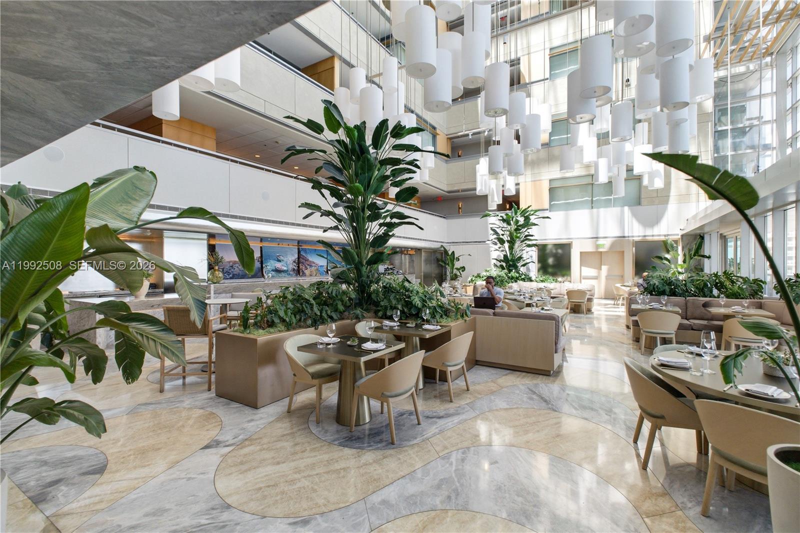 1395 Brickell Ave # 3407