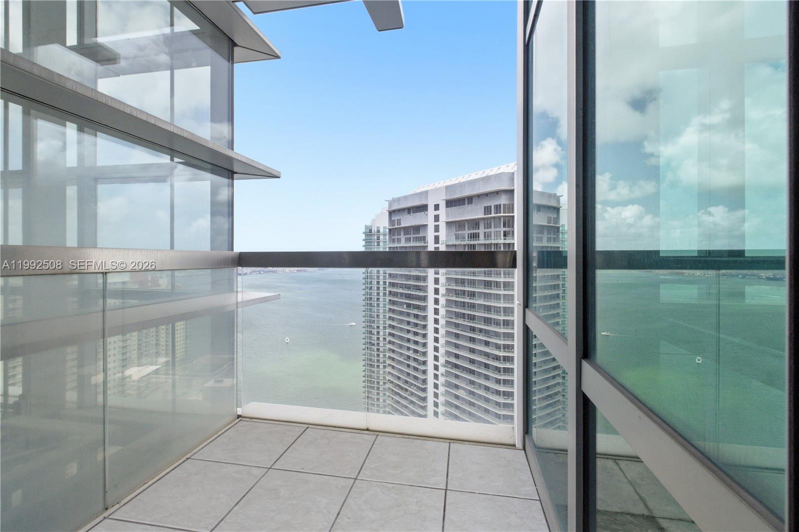 1395 Brickell Ave # 3407