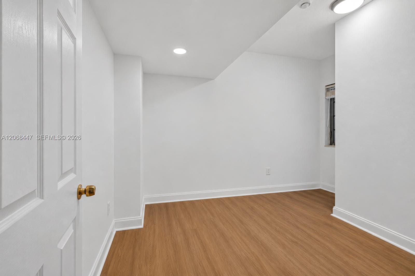 1341 Meridian Ave # 202