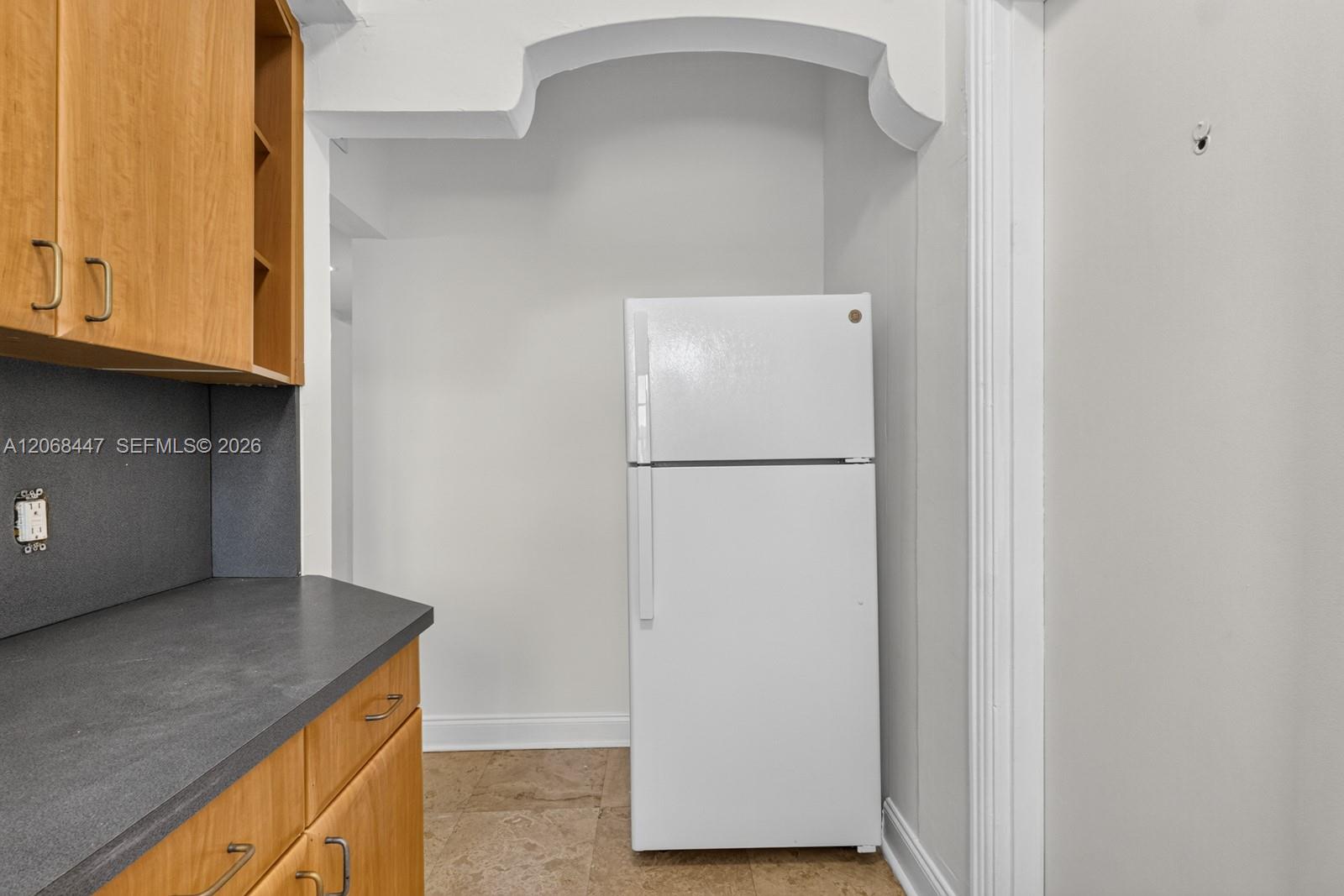 1341 Meridian Ave # 202