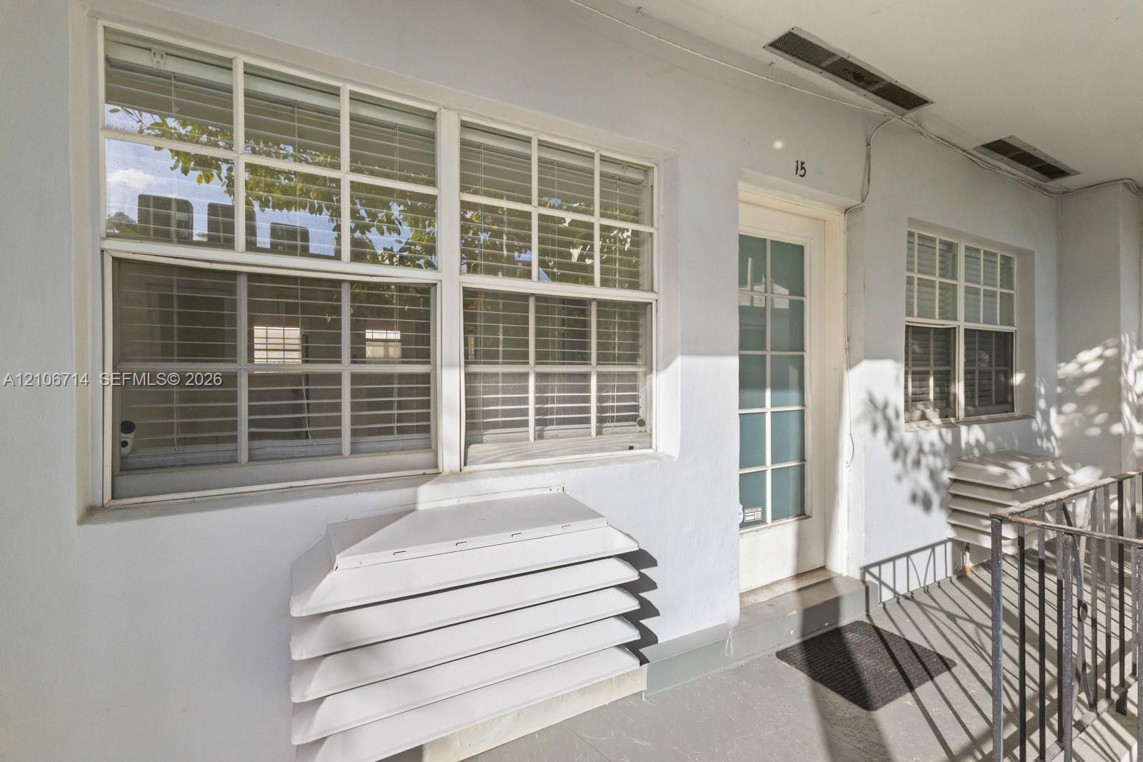 1611 West Ave # 15